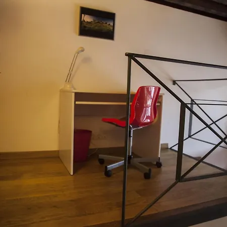 Duplex En Casco Antiguo Con Wifi *