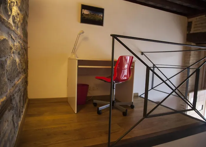 Duplex En Casco Antiguo Con Wifi *